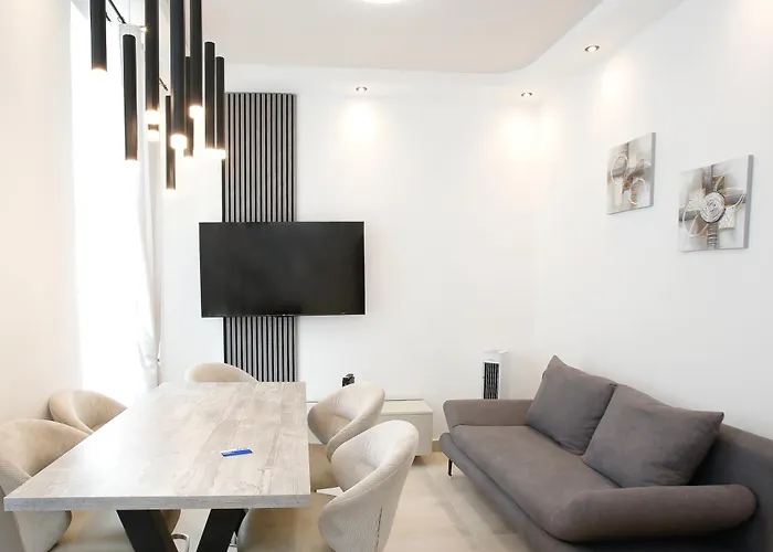 Appartement Lux Prime With Free Parking And Fast Internet 600 Mbits Vienne