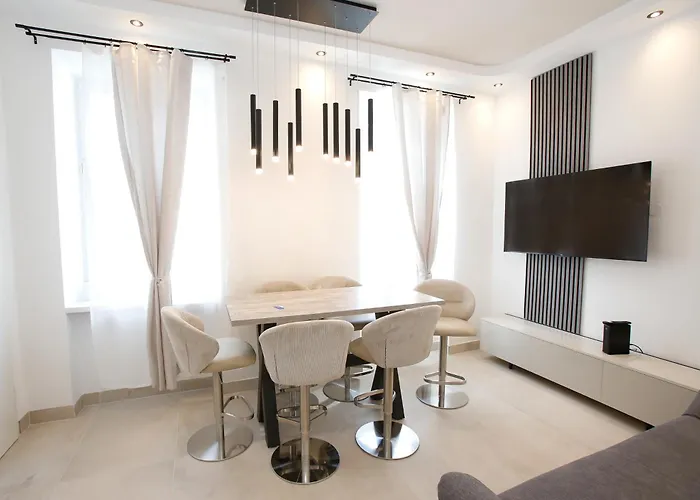 Lux Prime With Free Parking And Fast Internet 600 Mbits * Vienne